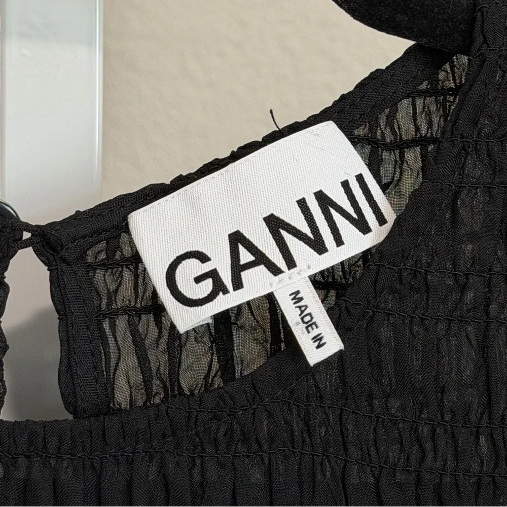 Ganni Black‎ Crinkled Georgette Smocked Midi Dress Size Large EU 40 Puff Sleeve